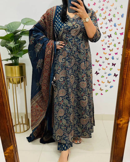 Women's printed cotton kurta & pant or dupatta set♥️♥️